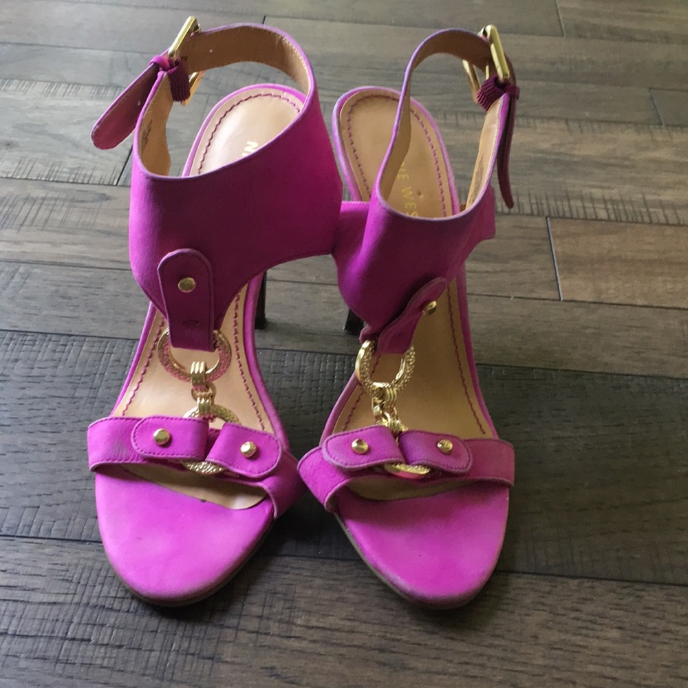 Nine West gold chain heels